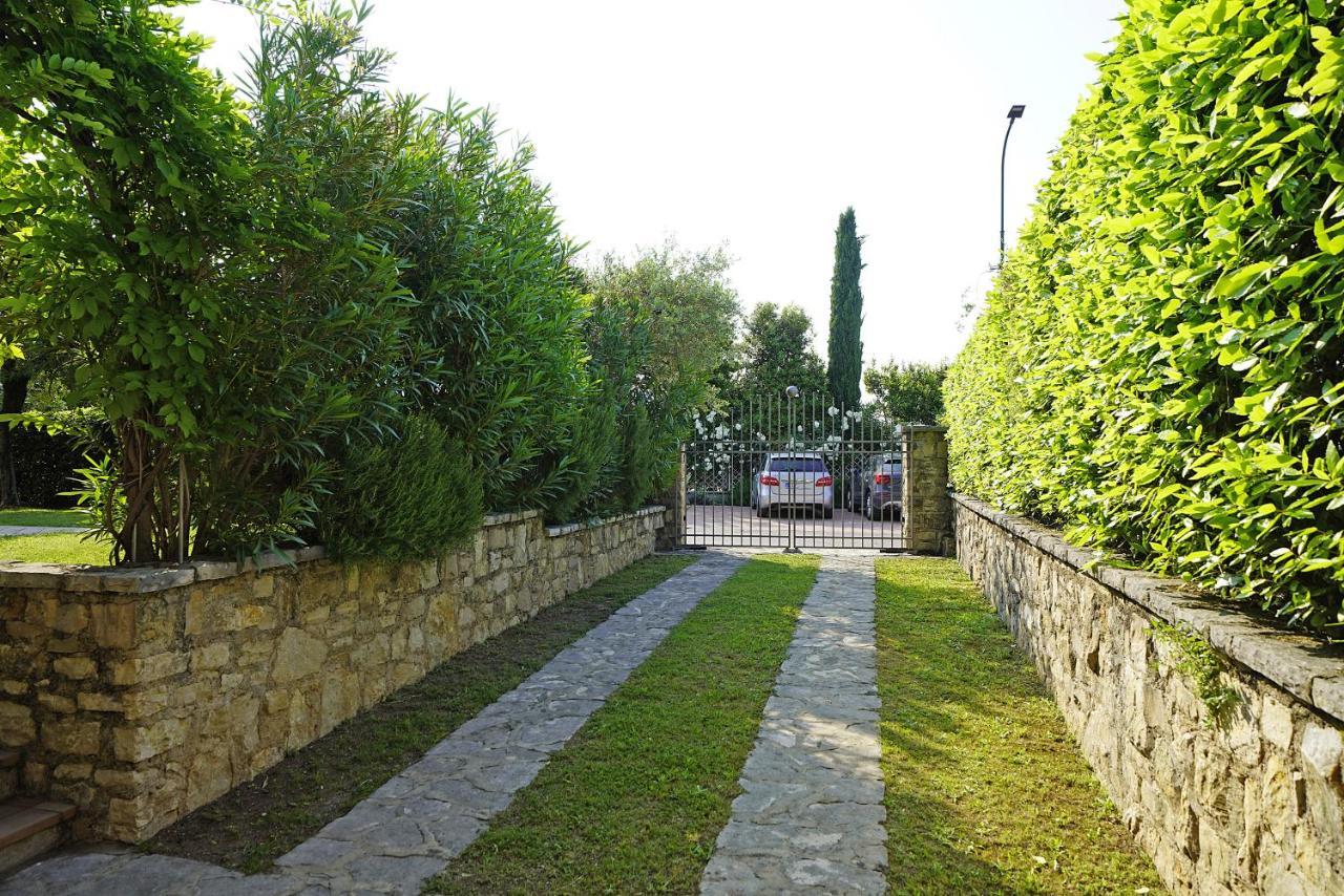 Villa Bouganville Toscolano-Maderno Kültér fotó