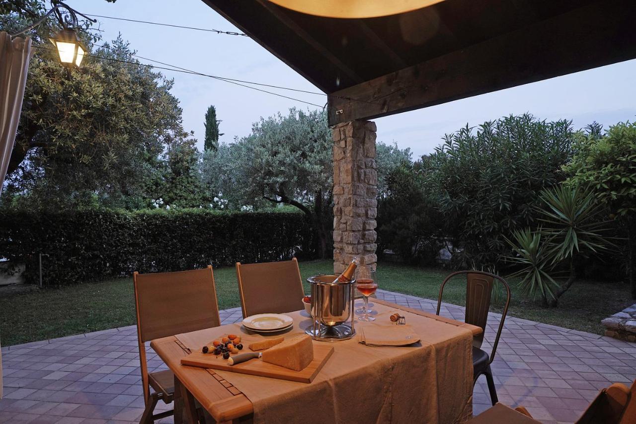 Villa Bouganville Toscolano-Maderno Kültér fotó