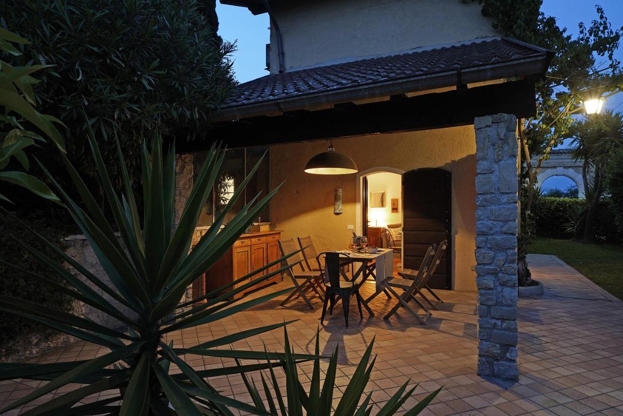 Villa Bouganville Toscolano-Maderno Kültér fotó
